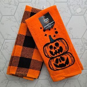 New 2pc Pumpkin Halloween Stack Kitchen Terry Towels Hyde and EEK! Boutique
